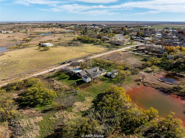 view of yard featuring a water view