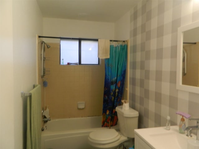 full bath with vanity, shower / bath combination with curtain, toilet, and wallpapered walls