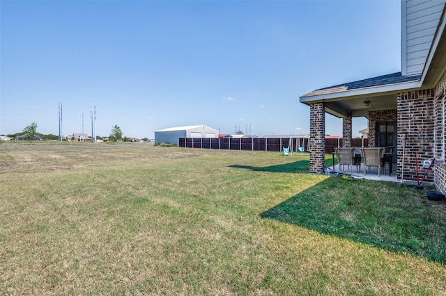 view of yard with a patio area