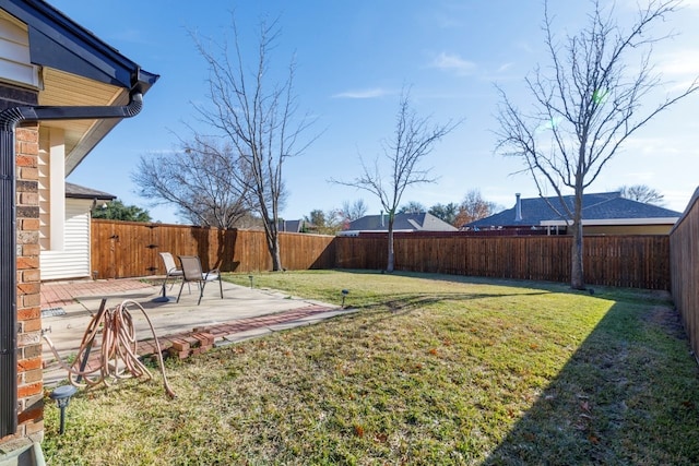 view of yard with a patio area