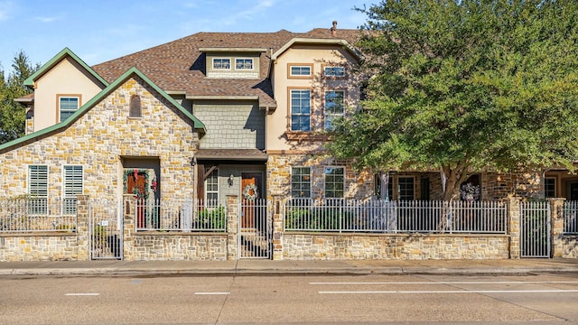 view of front of house