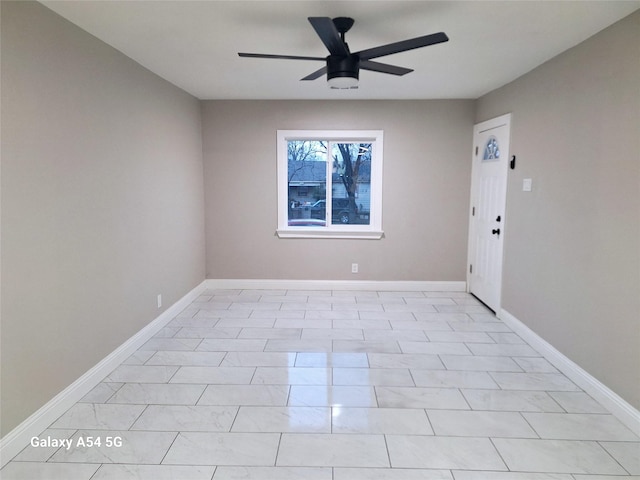 empty room with ceiling fan