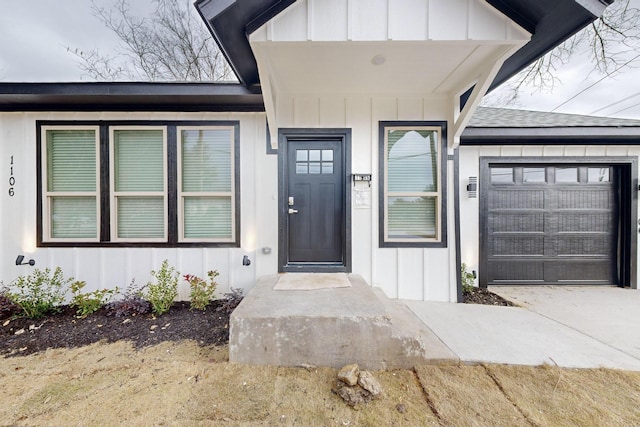 entrance to property with a garage