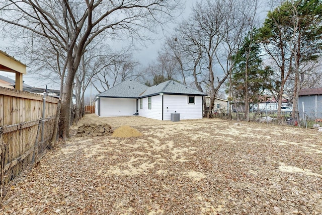 view of yard with central AC