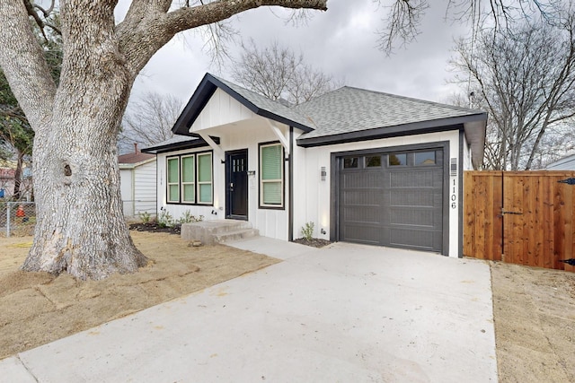 view of front facade with a garage