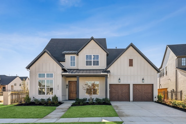 view of front of house with a front yard