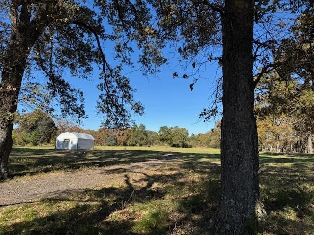 Listing photo 3 for 290 County Road 1513, Alba TX 75410