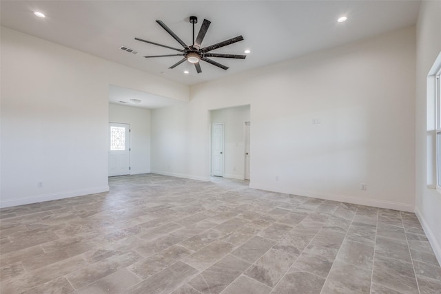 empty room featuring ceiling fan