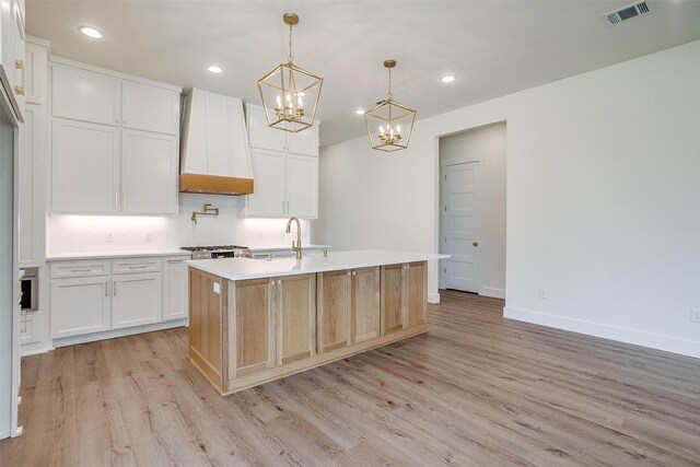 mudroom with dark hardwood / wood-style flooring