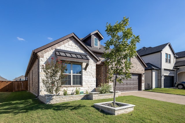 view of front of home with a front lawn