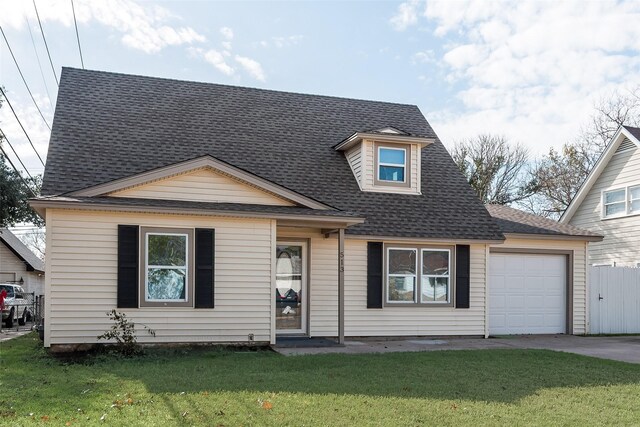 view of front of house with a front yard