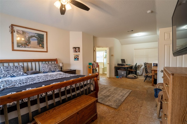 bedroom featuring a textured ceiling and ceiling fan