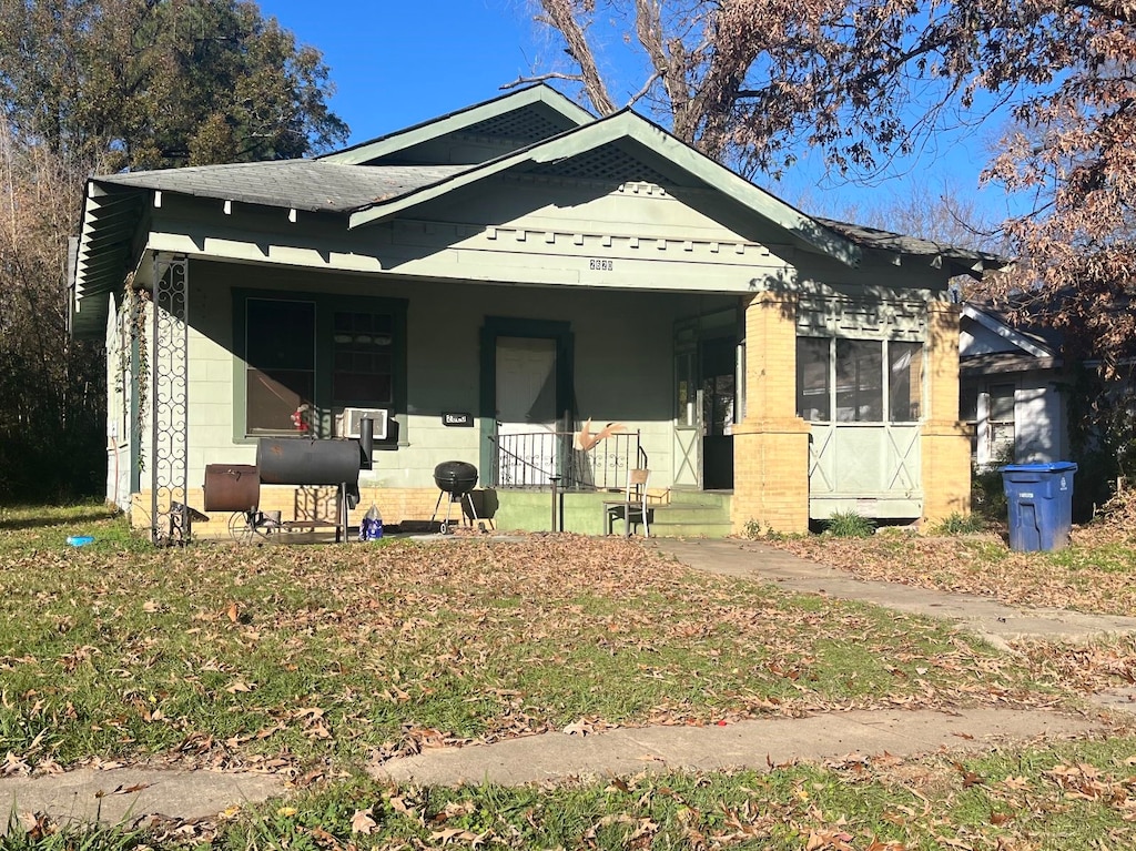 bungalow with a porch