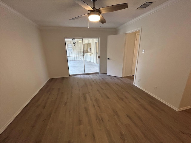 unfurnished room featuring ornamental molding, dark hardwood / wood-style floors, and ceiling fan