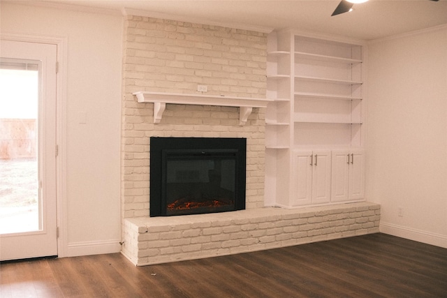 details featuring a fireplace, hardwood / wood-style floors, and ornamental molding