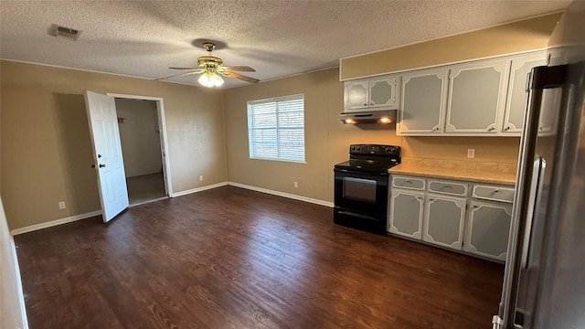 kitchen featuring ceiling fan, black range with electric stovetop, high quality fridge, a textured ceiling, and dark hardwood / wood-style flooring