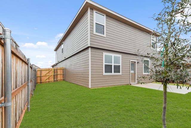 10616 Bleat St, Fort Worth, TX 76036 - rear view of house with a patio area