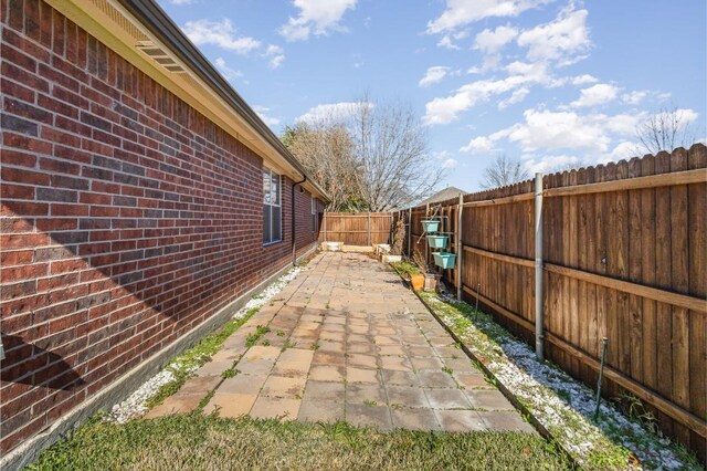 view of yard with a patio