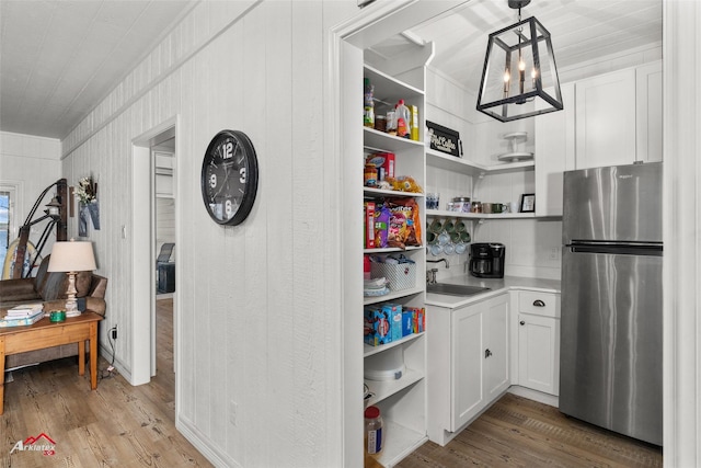 pantry with sink