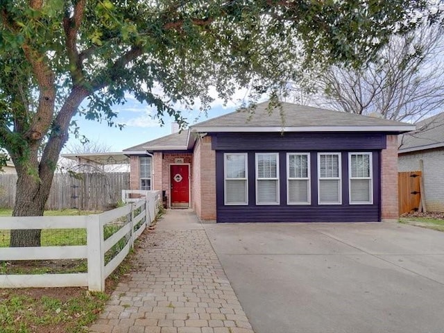 view of front of property