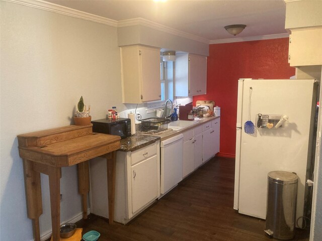 kitchen featuring ornamental molding, white appliances, sink, dark hardwood / wood-style floors, and white cabinetry