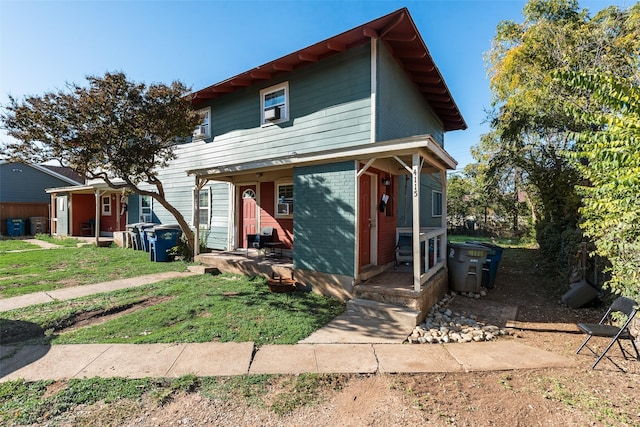 view of front of house featuring a front yard