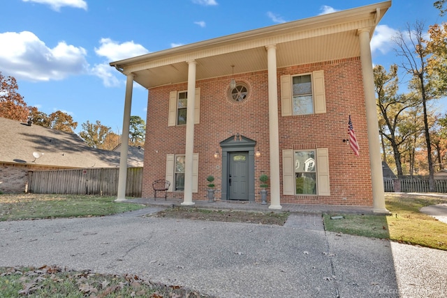 72 Spring Lake Way, Shreveport, LA 71106 - view of front facade