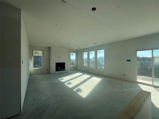 view of unfurnished living room