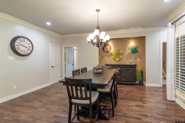 dining area featuring a chandelier, dark hardwood / wood-style flooring, and crown molding