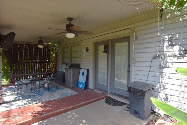 view of patio with ceiling fan