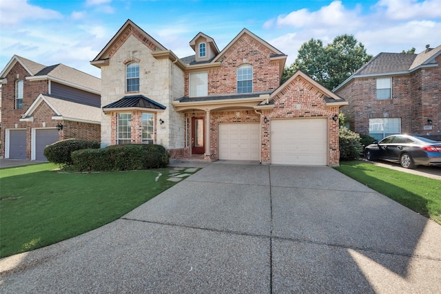 front of property featuring a front lawn