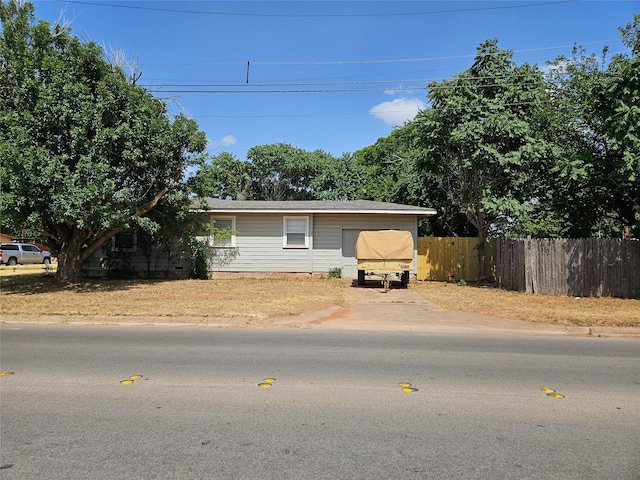 view of front of house