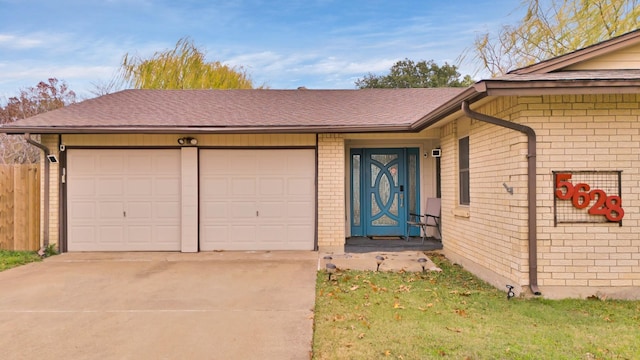 view of front facade with a garage