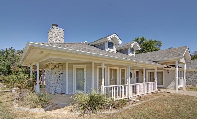 view of front of house with a porch