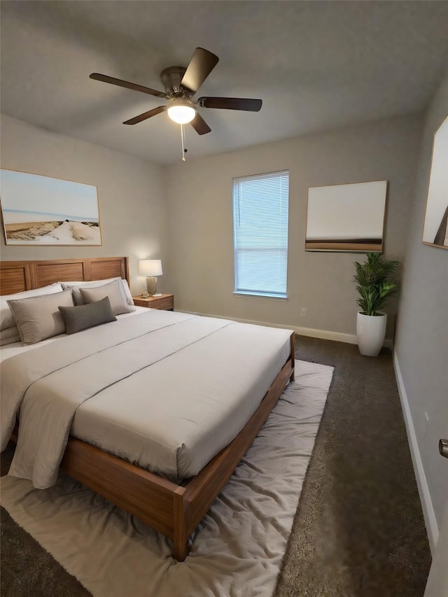 bedroom with ceiling fan