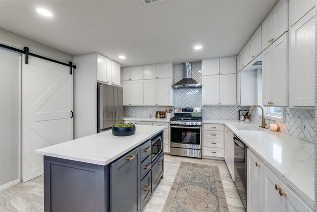 kitchen featuring a center island, sink, tasteful backsplash, stainless steel dishwasher, and decorative light fixtures