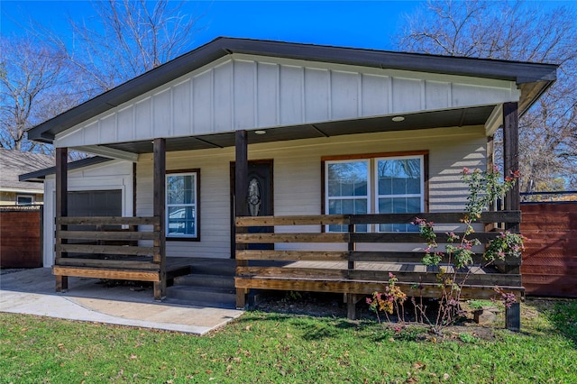 view of front of home with a porch