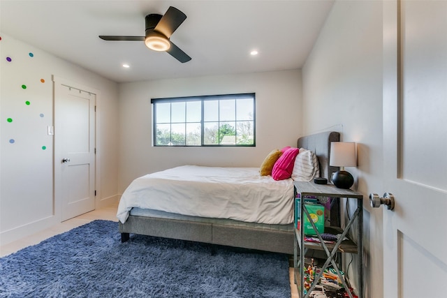 bedroom featuring ceiling fan