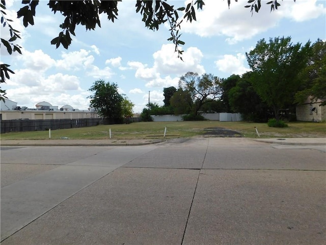 8014 Blossom Ln, Dallas TX, 75227 land for sale