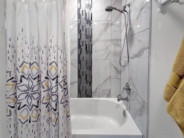 407 W Saunders St, Trenton, TX 75490 - full bathroom with shower / bathtub combination with curtain and a textured wall