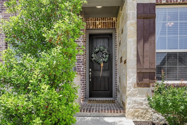 view of property entrance