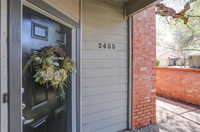 view of property entrance