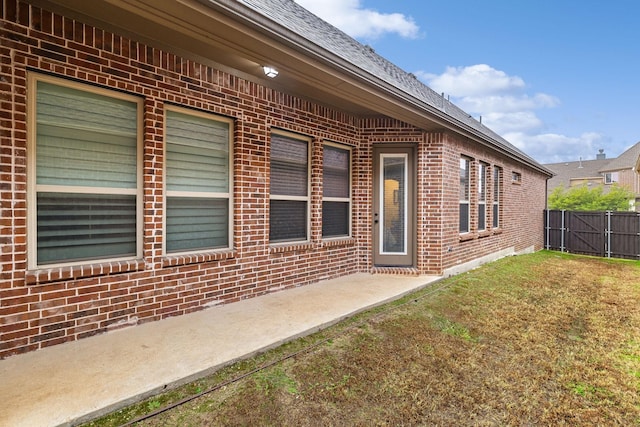 exterior space featuring a lawn