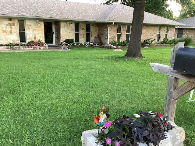 503 Mockingbird St, Bonham, TX 75418 - exterior view of stone siding