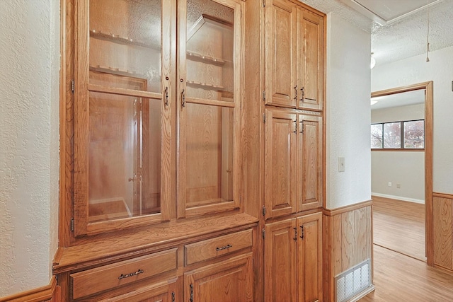 room details featuring hardwood / wood-style flooring