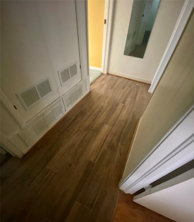 details with hardwood / wood-style floors