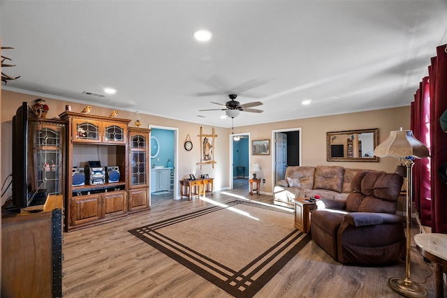 810 Neptune Dr, Granbury, TX 76049 - dining space featuring crown molding, a ceiling fan, recessed lighting, and wood finished floors