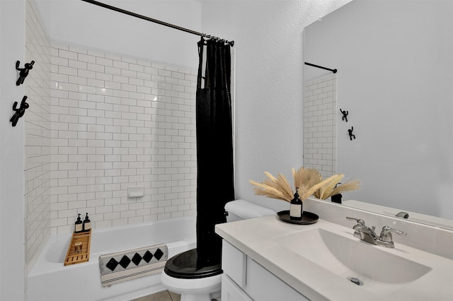 full bathroom featuring vanity, shower / bath combo, and toilet