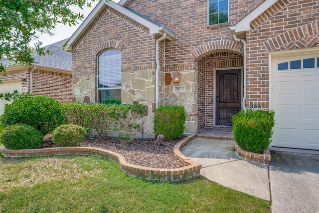 property entrance featuring a garage