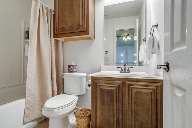 full bathroom with vanity, toilet, shower / bathtub combination with curtain, and ceiling fan